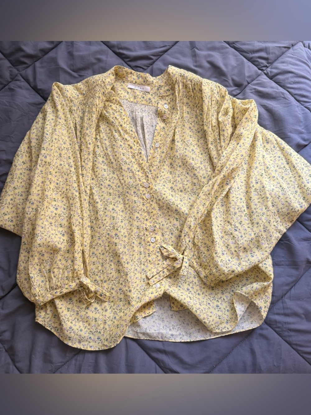 Doen O'Keefe Yellow Floral Tie-Sleeve Blouse